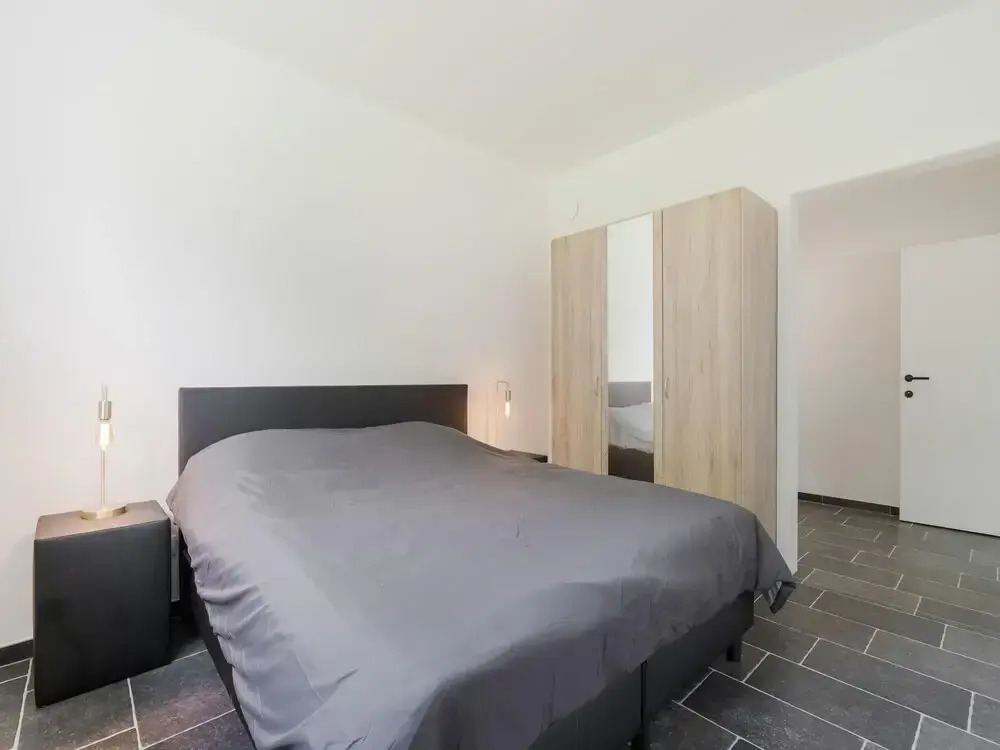 Modern holiday home in Ronse with garden