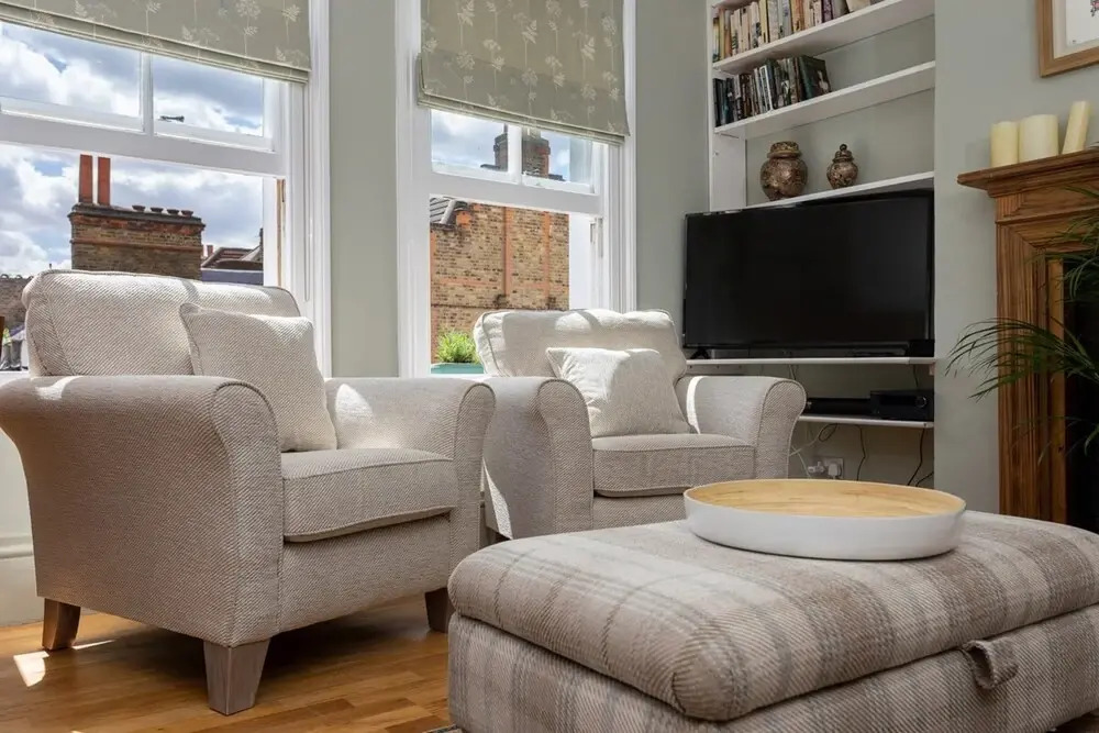 Quaint 2BD Flat 9 Min Walk To Vauxhall Tube