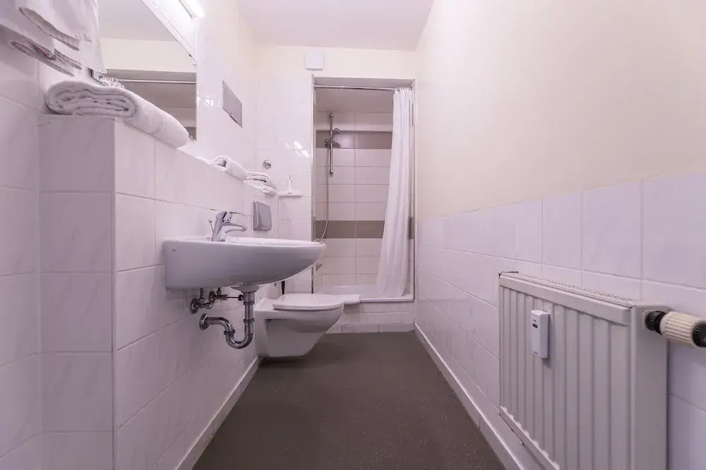 Boddenhof Apartment 54 - Balkon, Parkplatz, ruhig