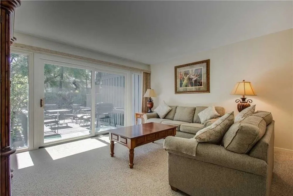Hickory Cove 39