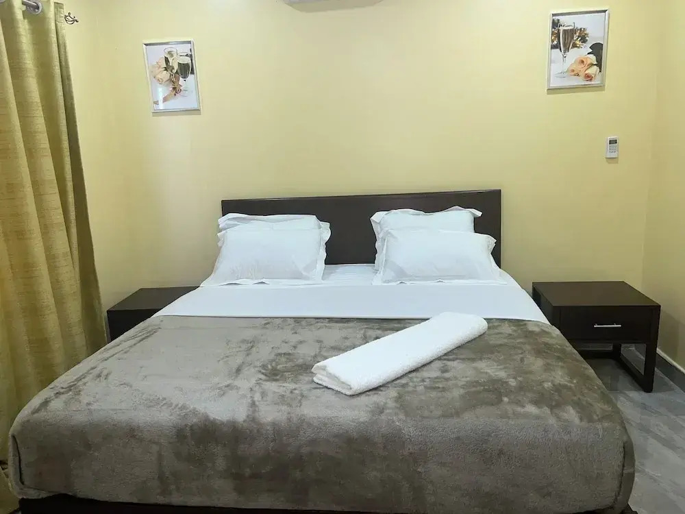 The wish executive lodge