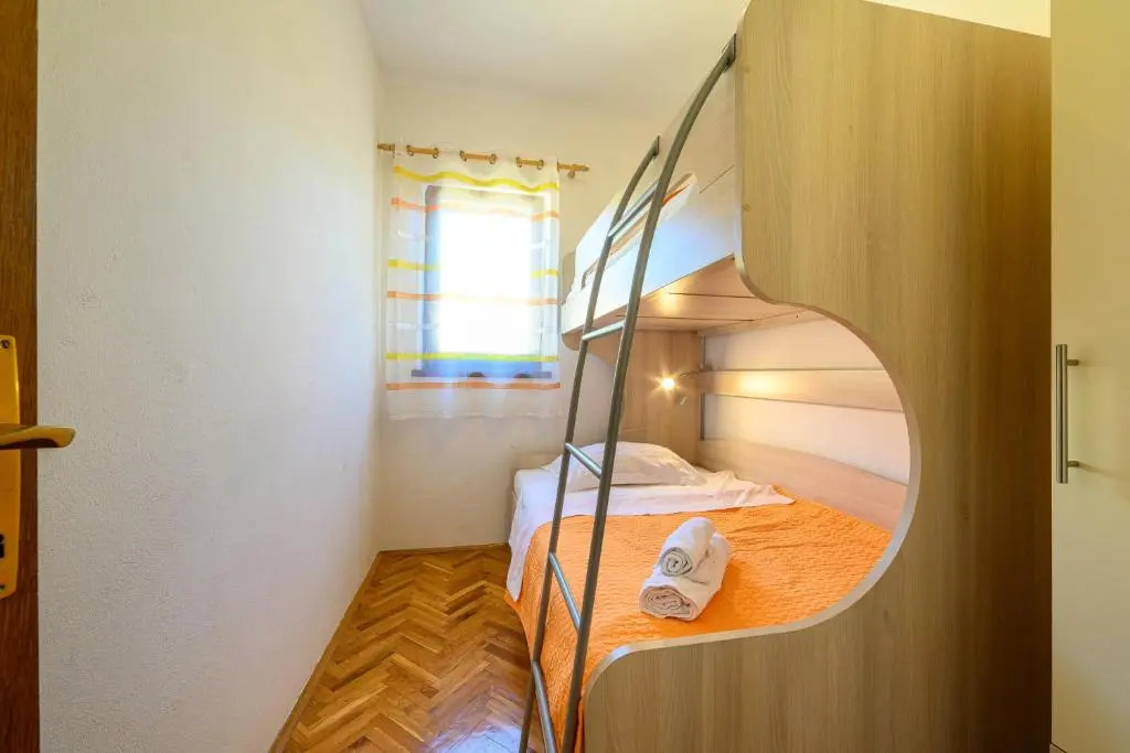 Apartments Vala