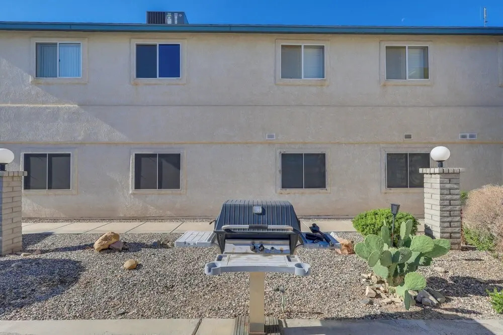 Pool Access & Mtn Views: Lake Havasu City Condo!