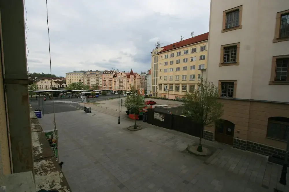 Apartment No. 10 Zeyerova 13