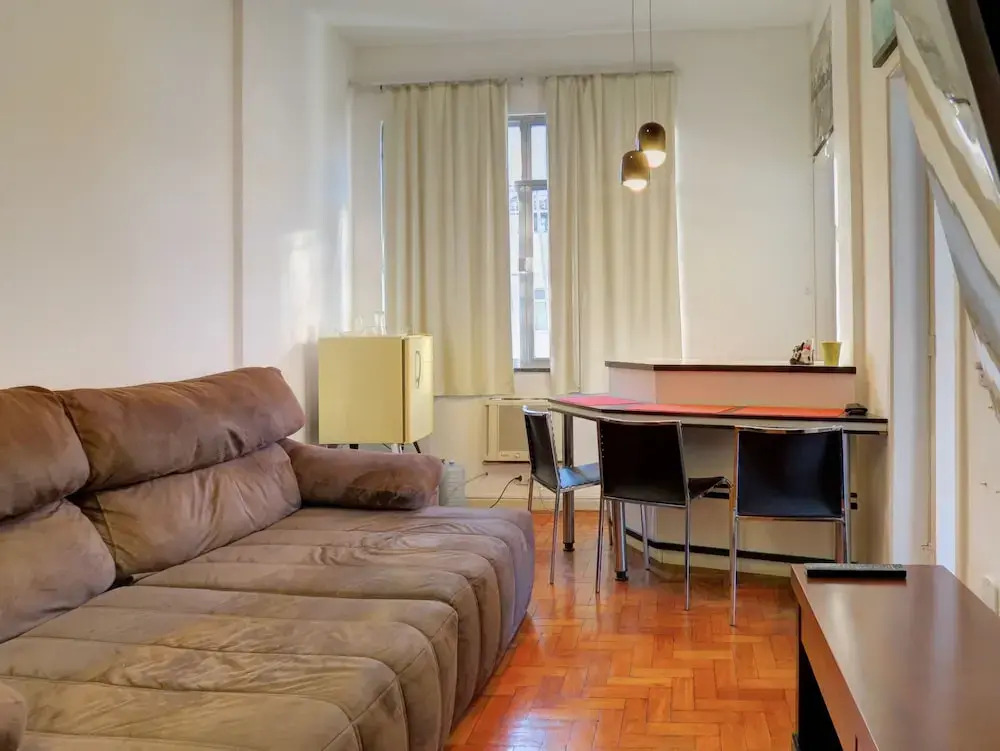 LinkHouse Beautiful High Floor 1-BDR c2-0036