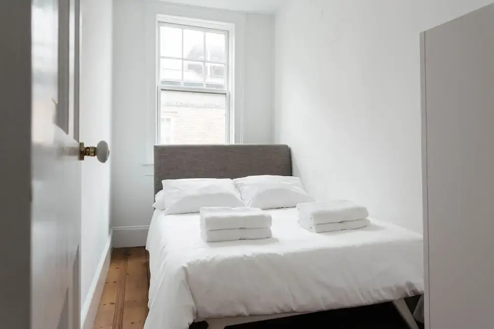 West Village 5BR Townhome & Private Yard