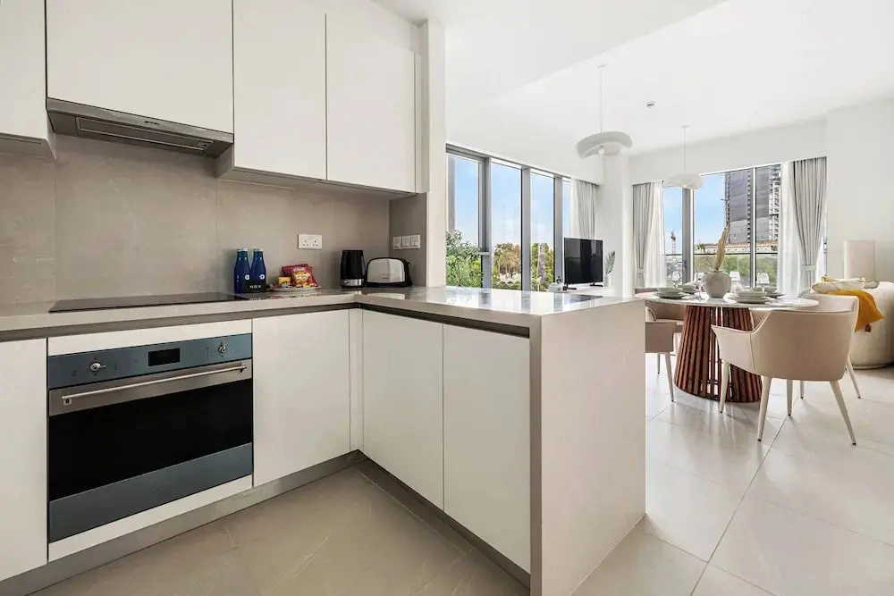 2BR Apartment Near Downtown Dubai Mall