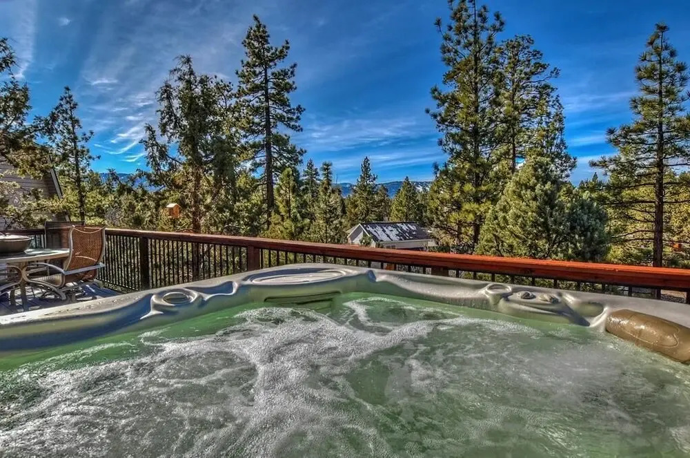 025 - Pacific Crest Trail Cabin