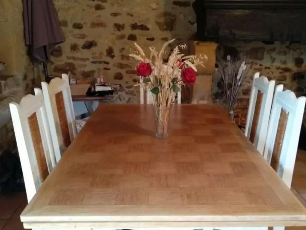 Maison avec jacuzzi partagé et jardin, proche Dordogne - FR-1-616-87