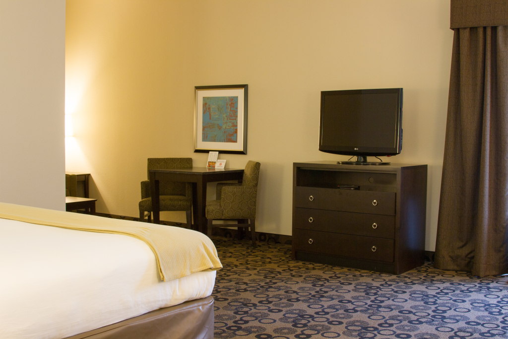 Holiday Inn Express & Suites - Cleveland Northwest by IHG