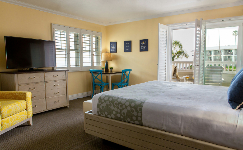 Pismo Lighthouse Suites