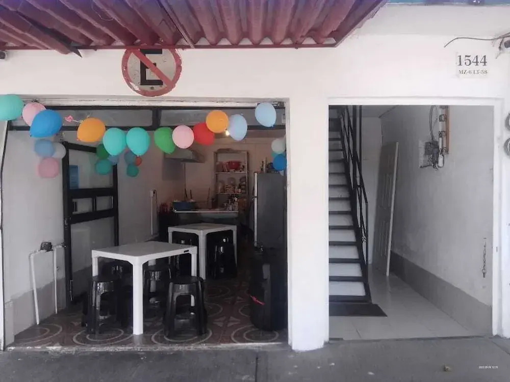 Hostal Oficinas Posada Albergue a 5 minutos Foro Sol Palacio Deportes Aeropuerto