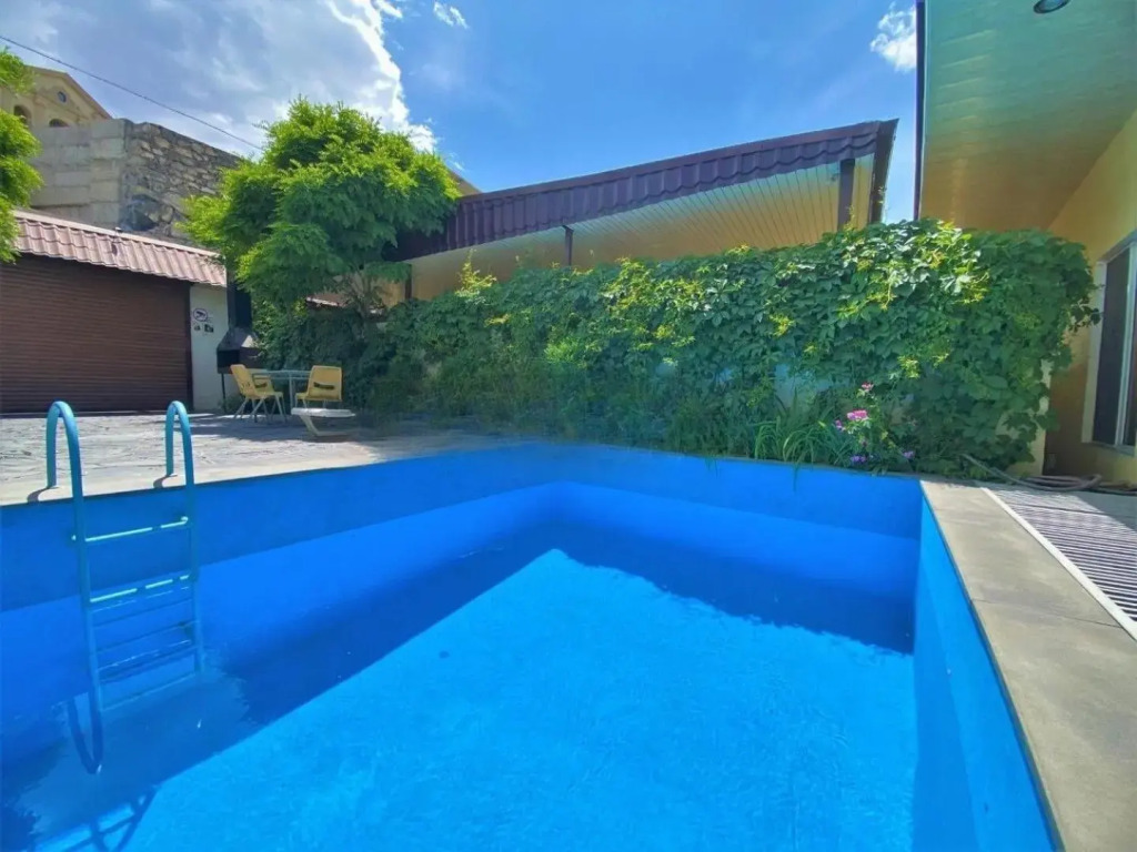 Large 5 bedroom VIP Villa 2