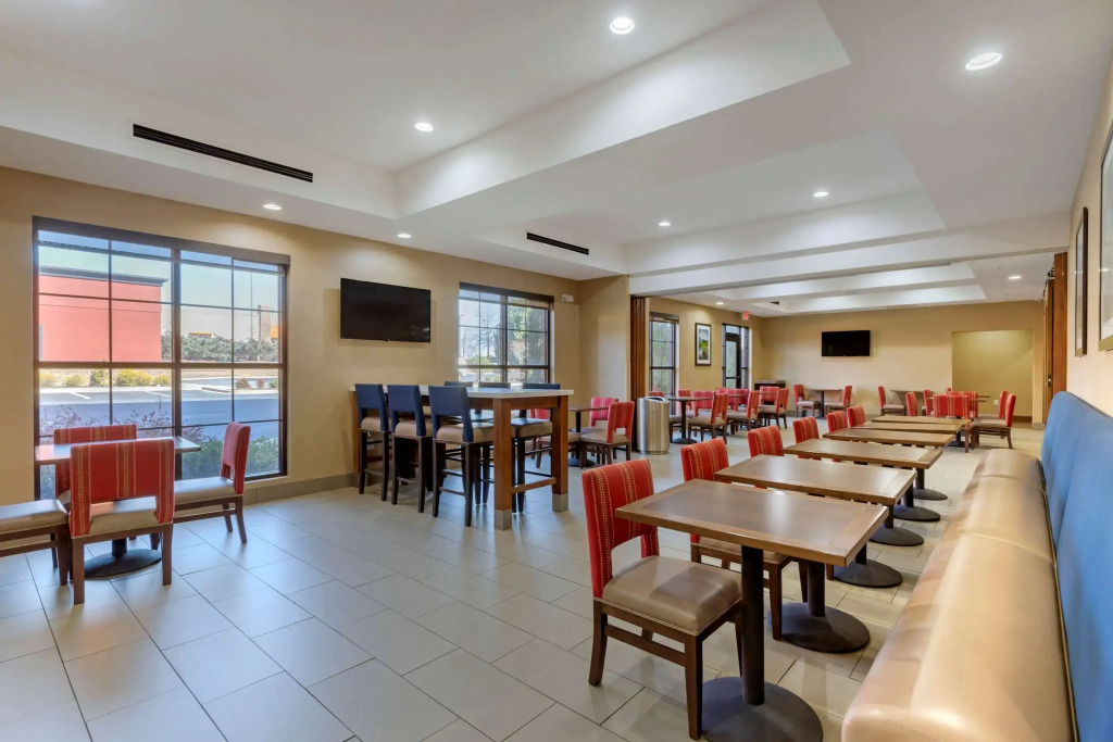 Comfort Suites Piedmont - Greenville South