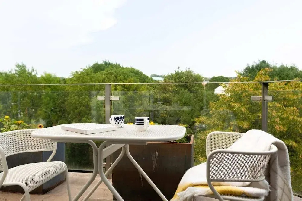 The Hampstead Heath Retreat - Modern 4bdr With Garden, Terrace and Parking