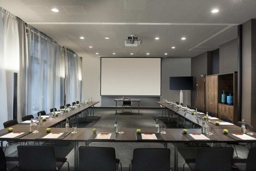 Adina Apartment Hotel Frankfurt Westend