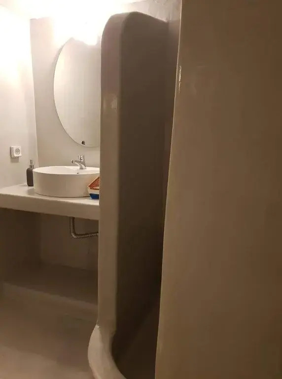 Kampanelia Village Suites