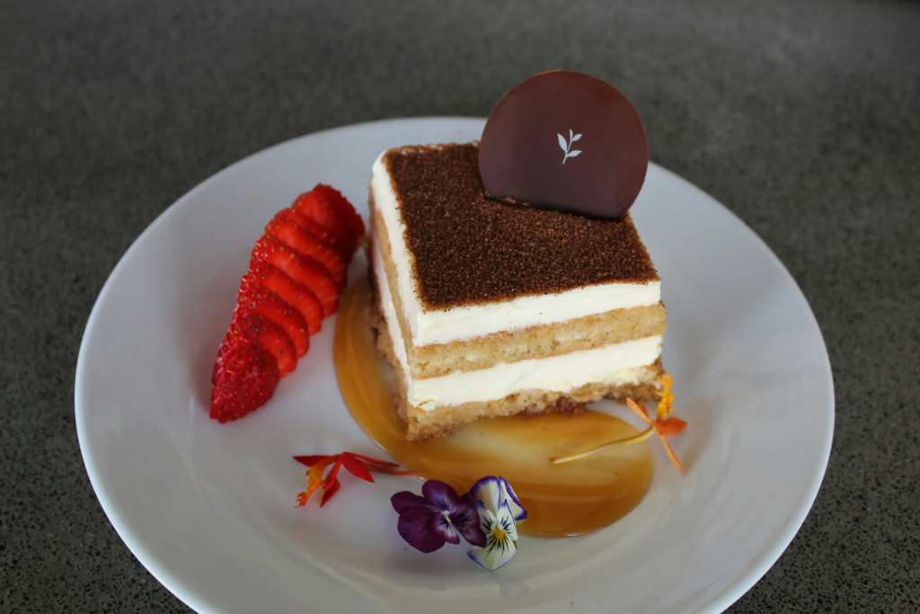 Grand Naniloa Hotel, a Doubletree by Hilton