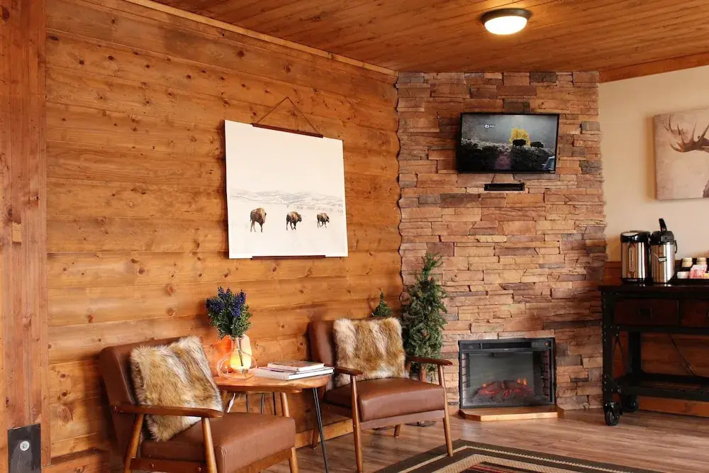 Elkhorn Cabins and Inn