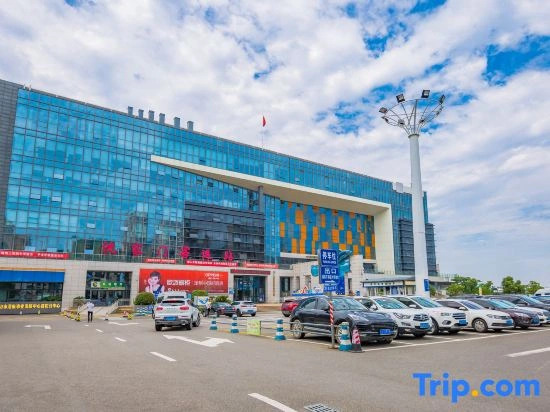 Lezhou Business Hotel (Zhoushan Shenjiamen Passenger Station)