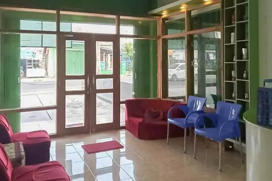 RedDoorz Plus near Universitas Saburai Lampung