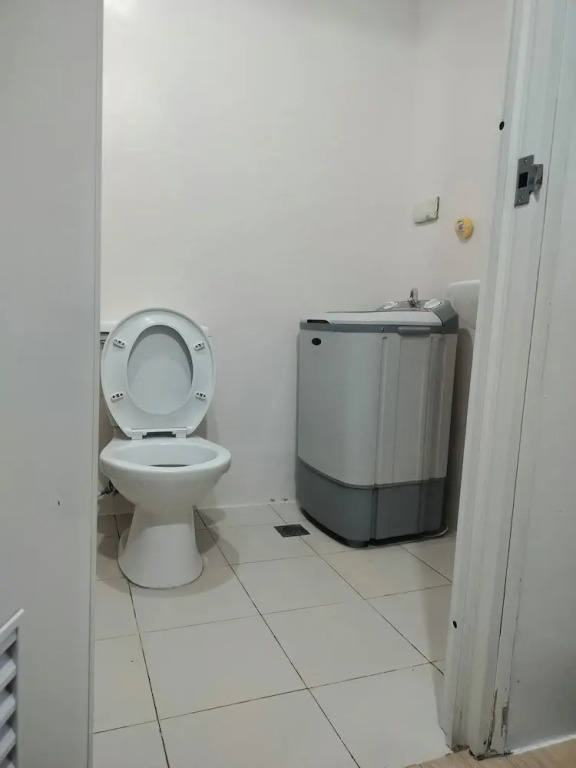 Luxurious City Getaway in Quezon City - Private Condo for Rent