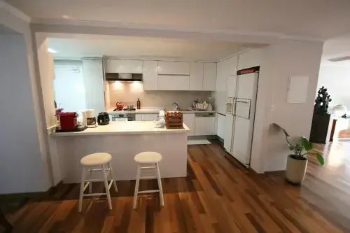 Guesthouse Gangnam — Female Only (гостевой дом для женщин)