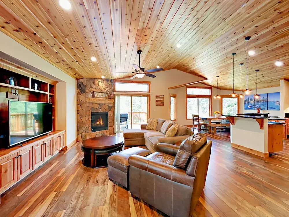 1573 Cree St Home