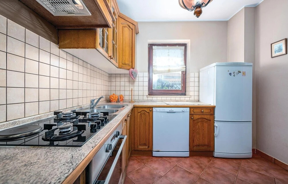 Nice Apartment in Rovinj With 3 Bedrooms and Internet