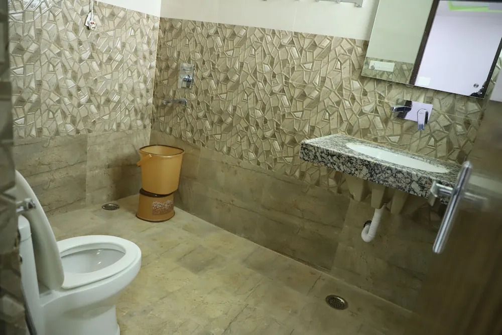 HOTEL AMAR PALACE BHARATPUR