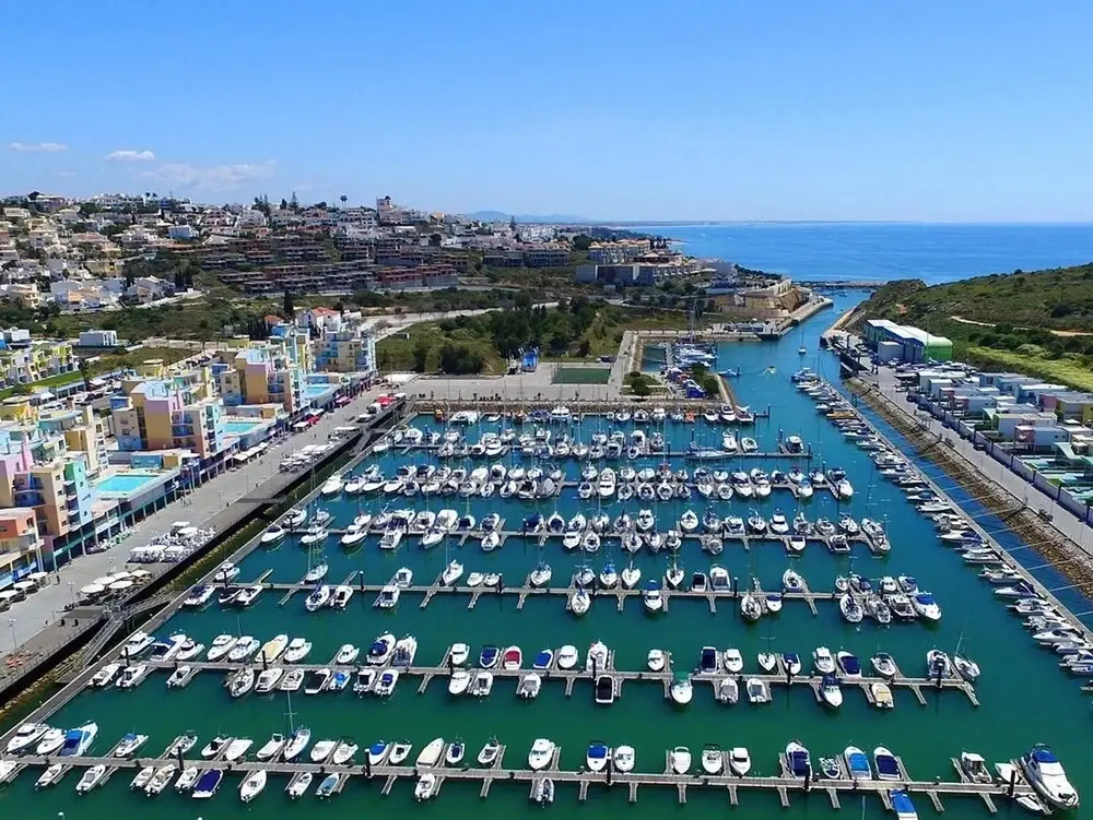 Studio in Albufeira, With Pool Access, Furnished Garden and Wifi - 2 k