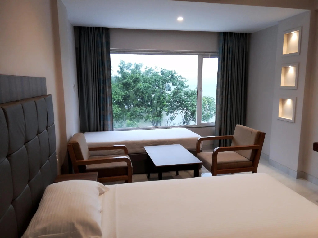 Lake View Resort Lonavala