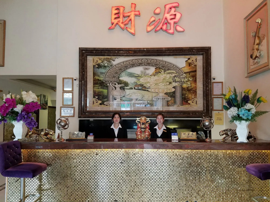 Fortune 1127 - Central Hotel