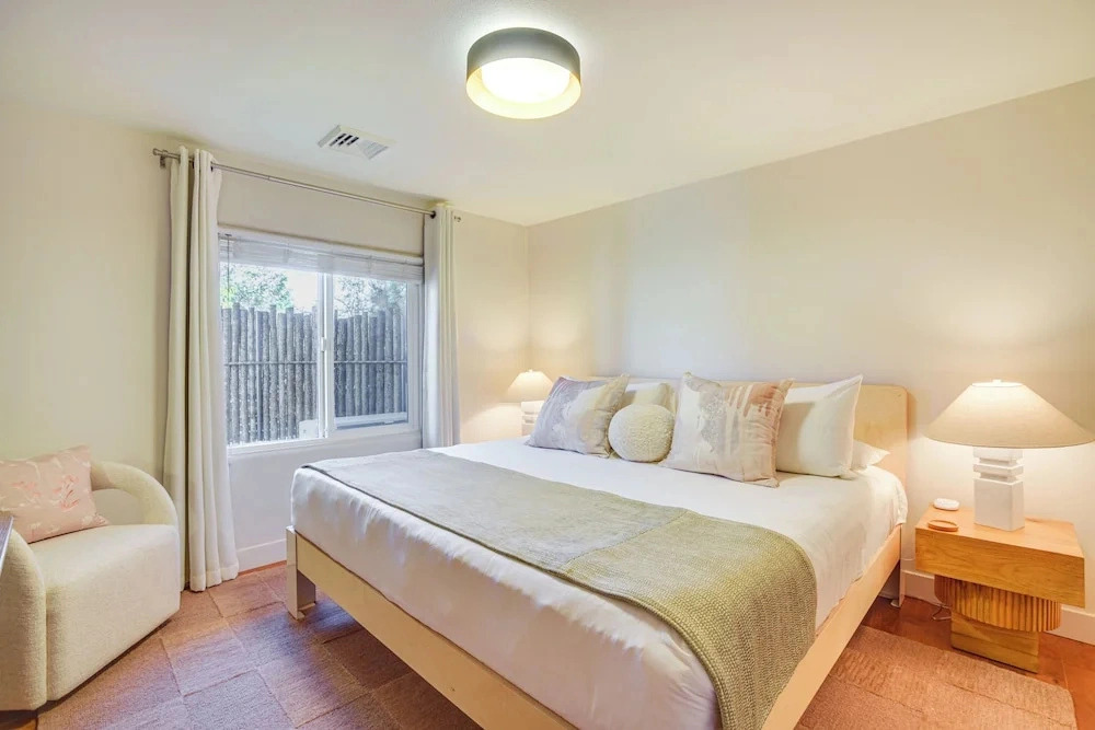 3 Mi to Downtown - Condo w/ Hot Tub in Santa Fe