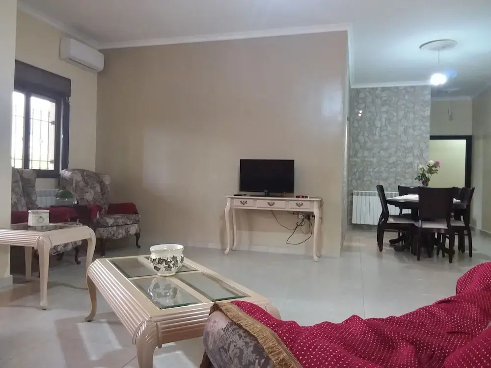 Honey Guesthouse