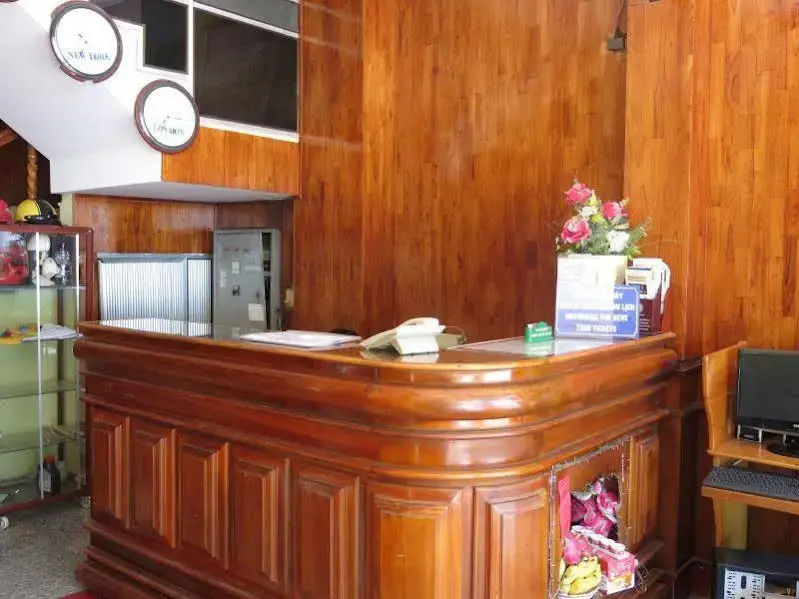 Quang Vinh 2 Hotel
