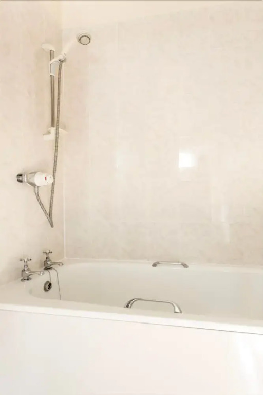 Retro Castle Retreat 2Bed (sleep 6)
