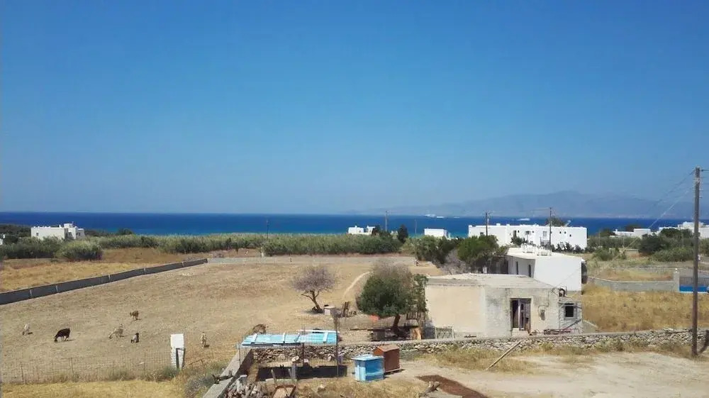 Naxos Harmony