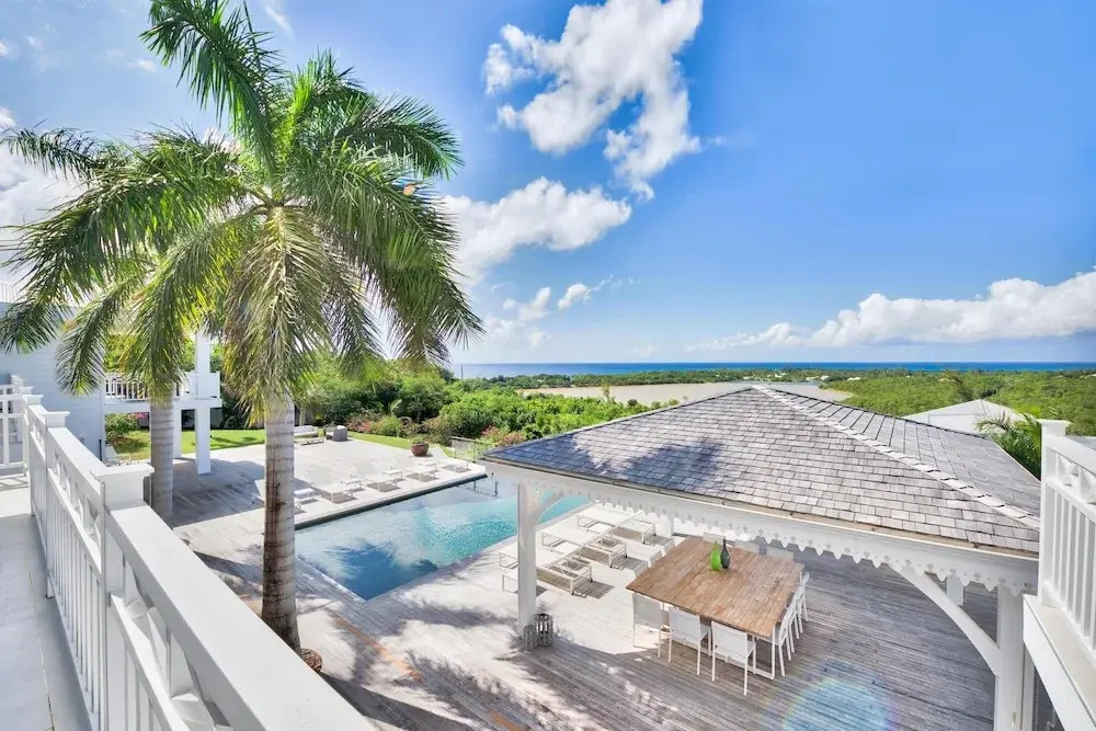 Huge Pool, Ideal for Groups, Exclusive Address, AC, Free Wifi, Sat TV, Views! Terres Basses Area