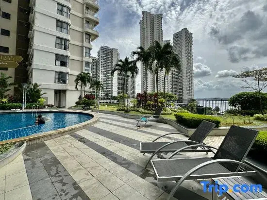 Superb Seaview 3 Balcony Country Garden Danga Bay near CIQ JB | 3B2B