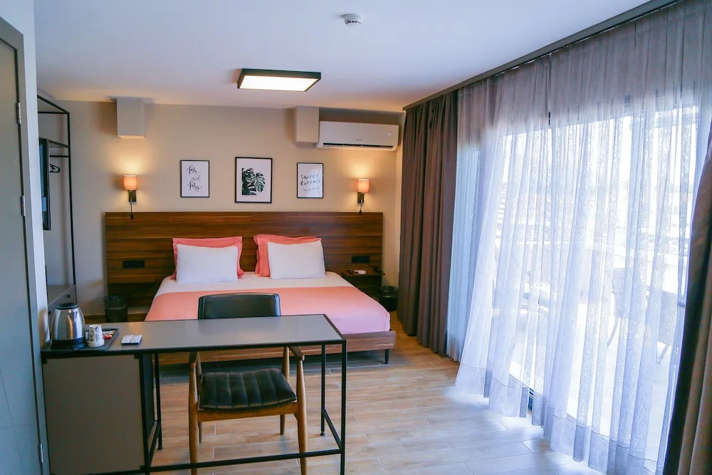 Şenyıldız Hotel