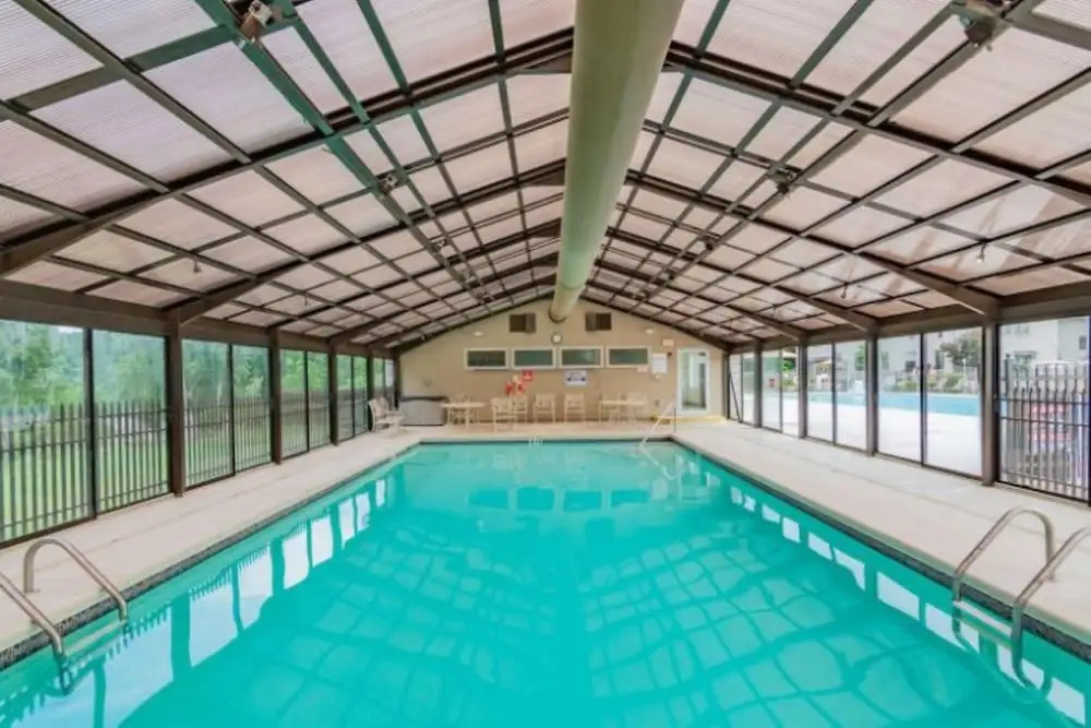 Matchplay - Resort Amenities W/ Indoor Pool - Comfort Meets Style and Fun!