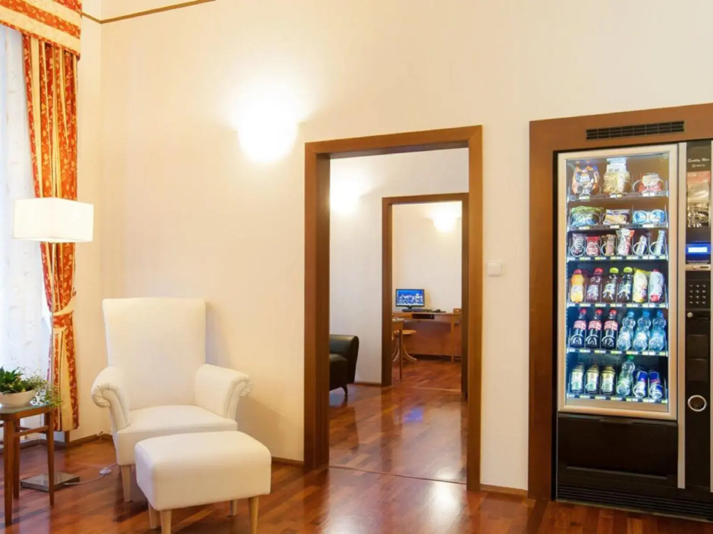 Cloister Inn Hotel