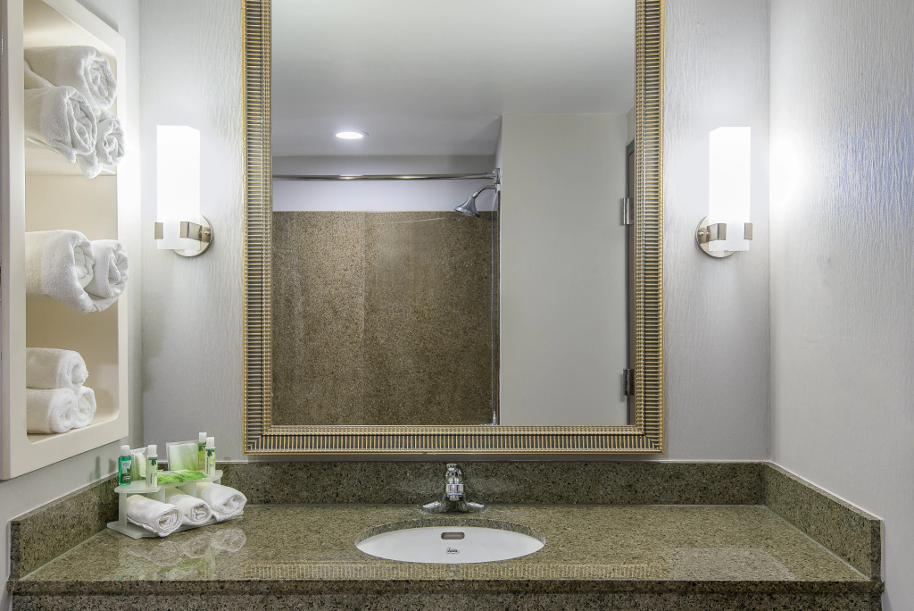 Holiday Inn Express & Suites Cooperstown by IHG