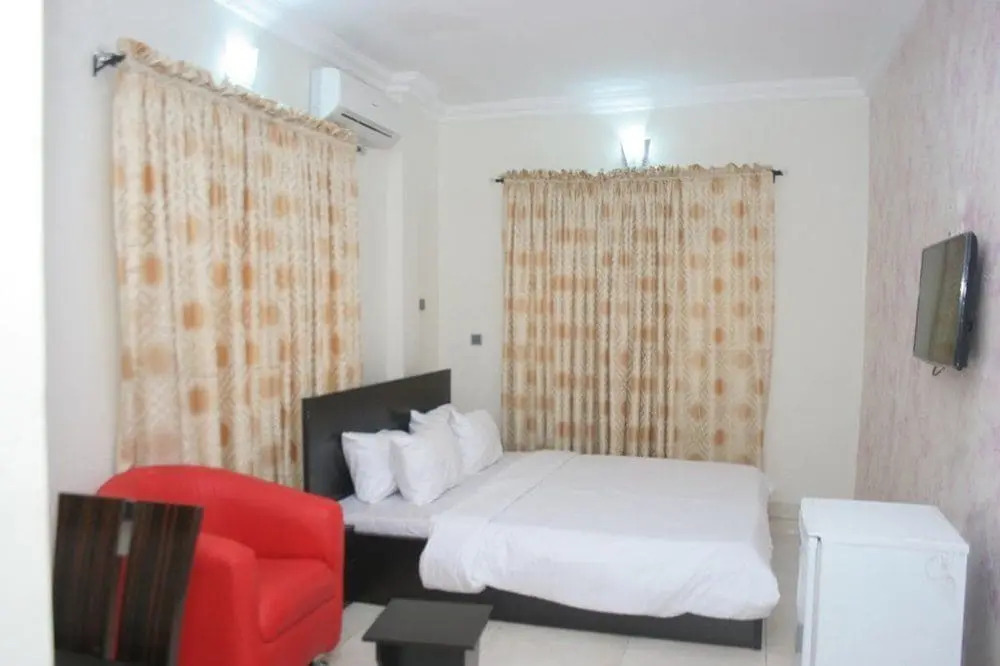 Blue Seasons Hotel & Suites