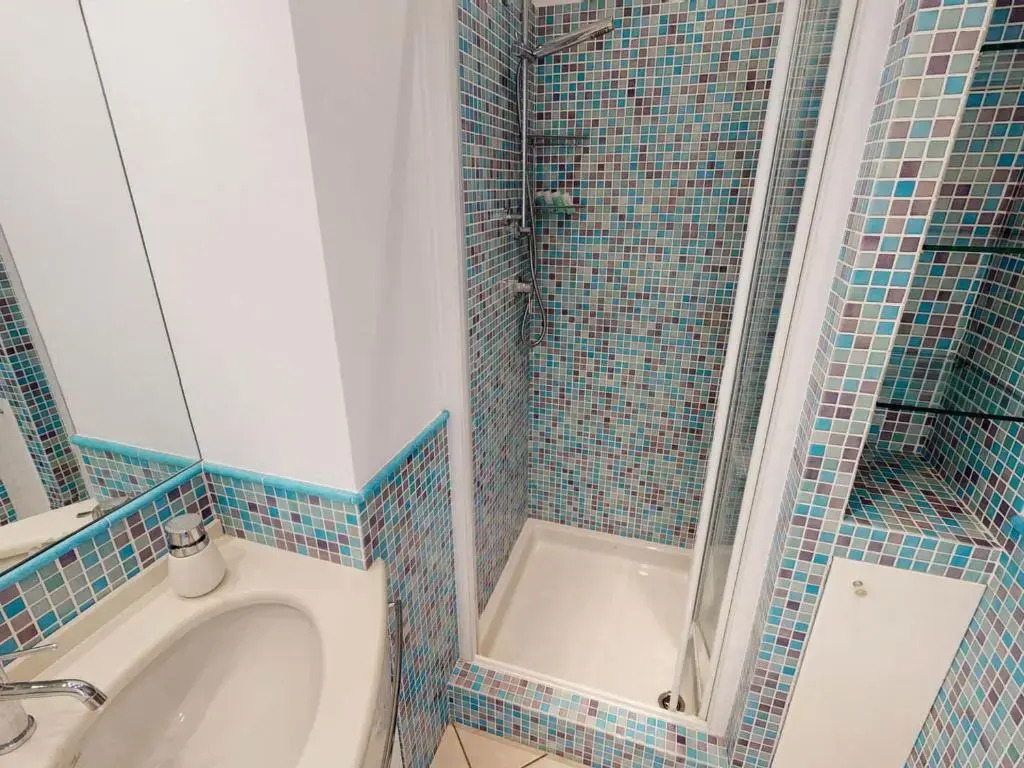 Appartement Menton, 2 pièces, 4 personnes - FR-1-196-305