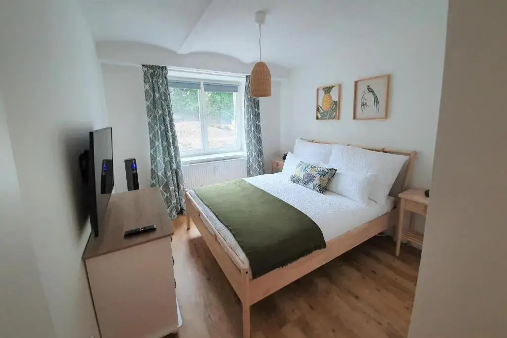 PB Ferienwohnungen - FeWo 1 - Stilvoll eingerichtetes Apartment im Herzen Senftenbergs