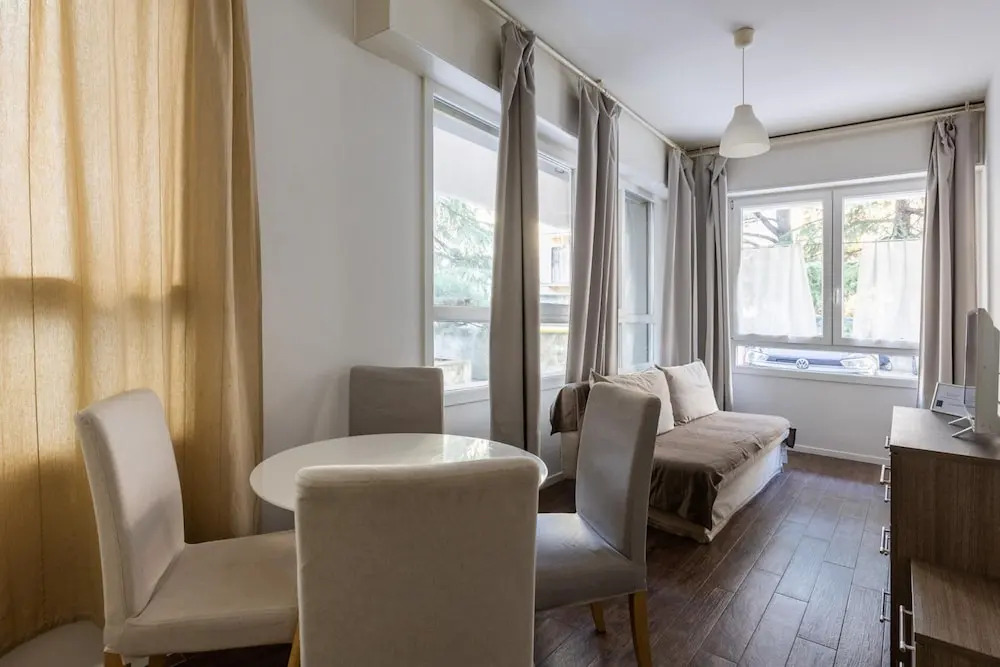 Largo Molina Apartment 1 by Wonderful Italy