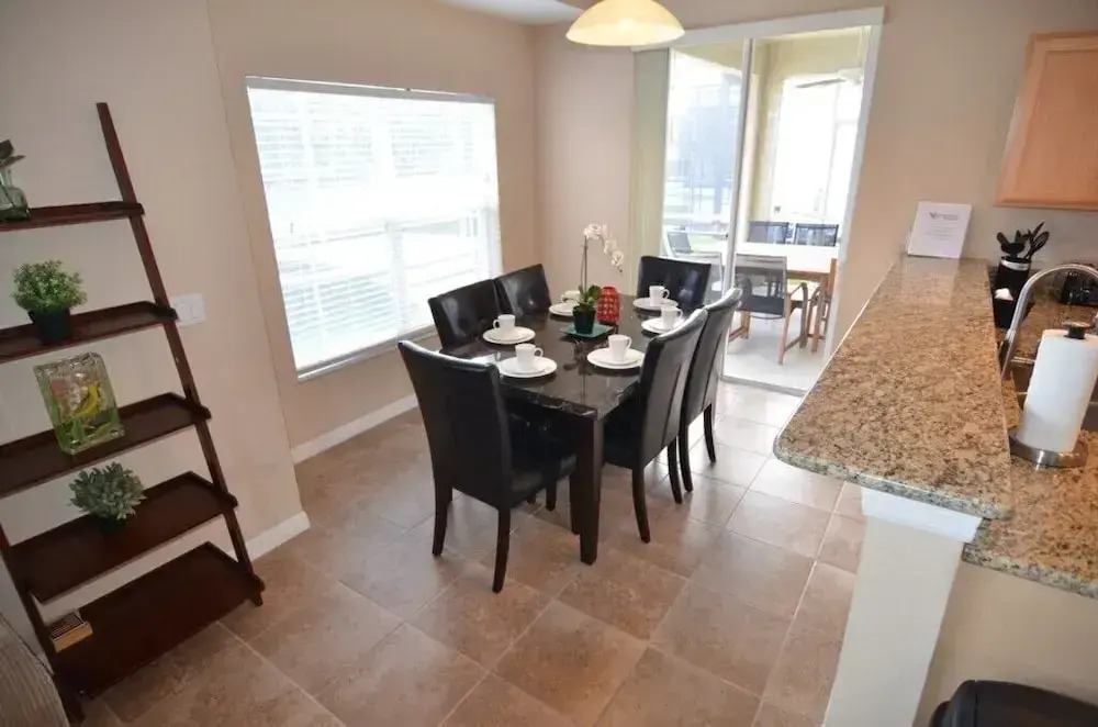 4-Bedroom Villa in Davenport 207BON