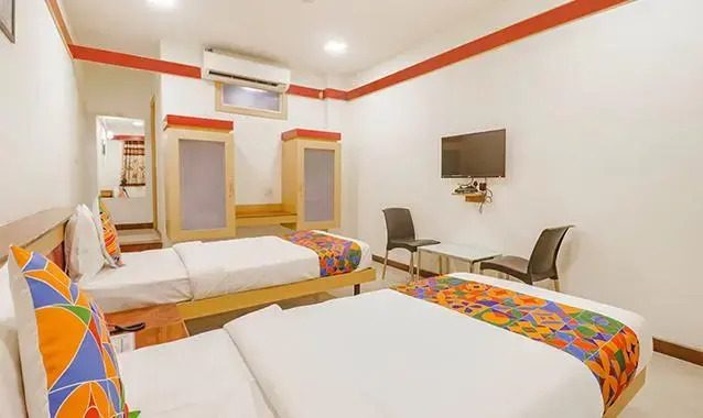 Fabhotel Sri Sai Ram Suites